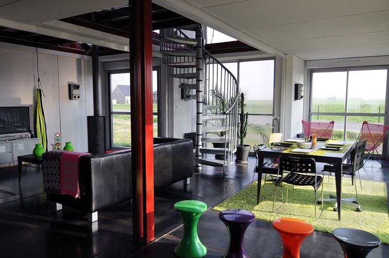 rumah kontainer.jpg