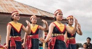 tari tradisional sumatera utara